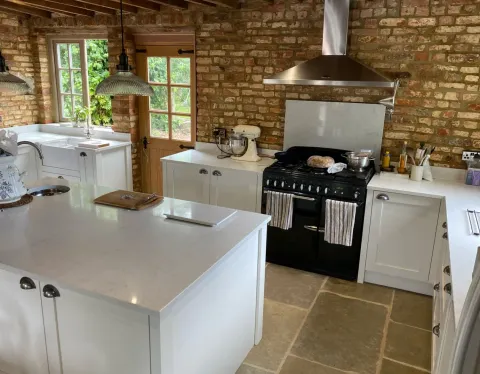 A newly fitted kitchen by SKL