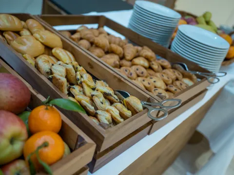 Breakfast pastries laid on for delegates at a Dagorà summit